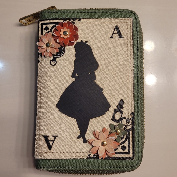 Alice in Wonderland Floral Playing Card Small Zip Wallet - LOUNGEFLY x DISNEY - Picture 14 of 16